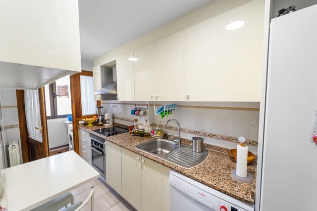 3 bedroom Apartment for sale in Felanitx with garage - € 315,000 (Ref: 9465403)