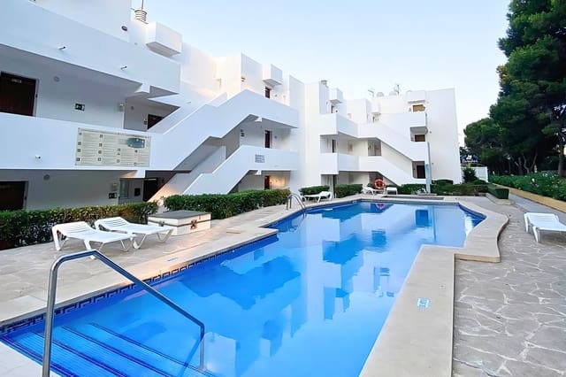 2 quarto Apartamento para arrendar em Cala d'Or, Santanyí com piscina - 1 000 € (Ref: 9470546)