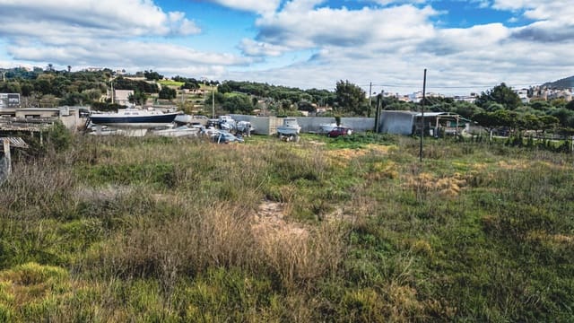 Undeveloped Land for sale in Felanitx - € 450,000 (Ref: 9488243)