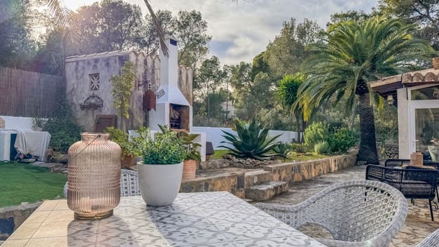 3 soveværelse Villa til salg i Cala Murada, Manacor med swimmingpool garage - € 940.000 (Ref: 9594838)