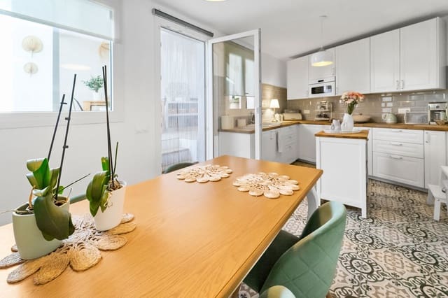 3 soveværelse Byhus til salg i Felanitx med garage - € 480.000 (Ref: 9615336)