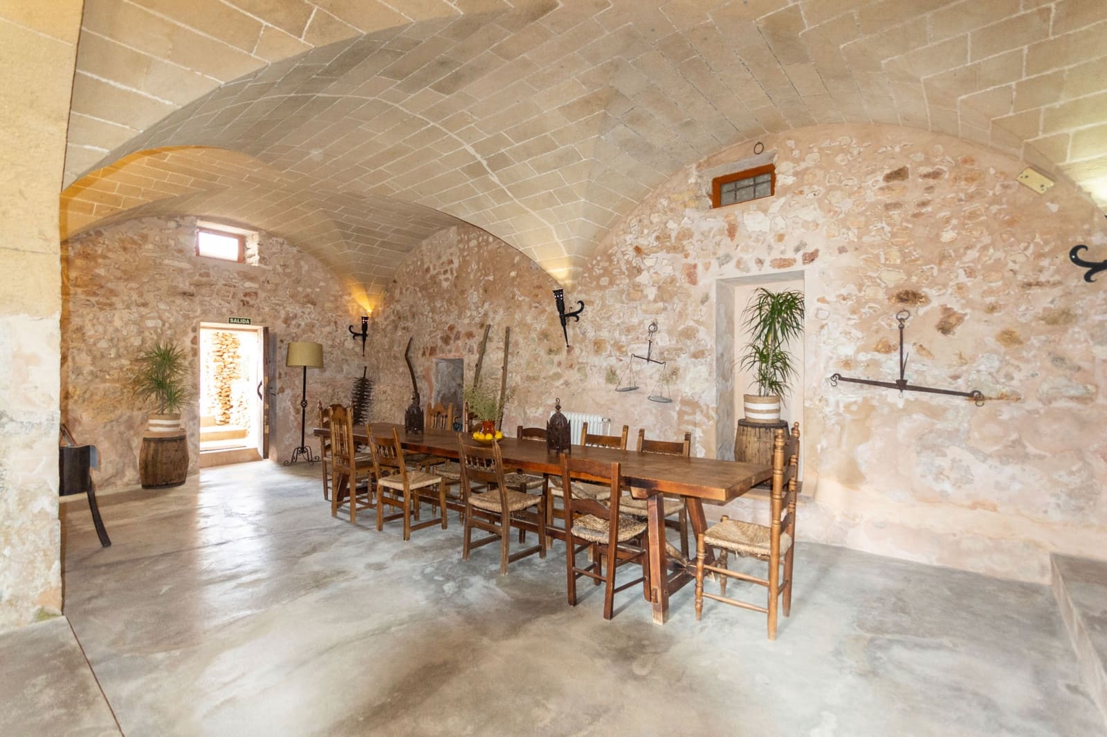 16 bedroom Finca/Country House for sale in Felanitx with pool - € 3,500,000 (Ref: 9672338)