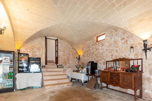 16 Zimmer Finca/Landgut zu verkaufen in Felanitx mit Pool - 3.500.000 € (Ref: 9672338)