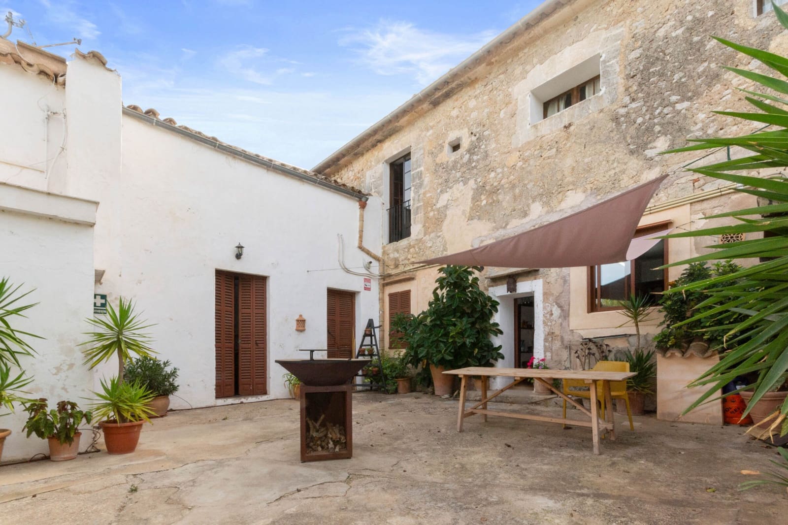 16 bedroom Finca/Country House for sale in Felanitx with pool - € 3,500,000 (Ref: 9672338)