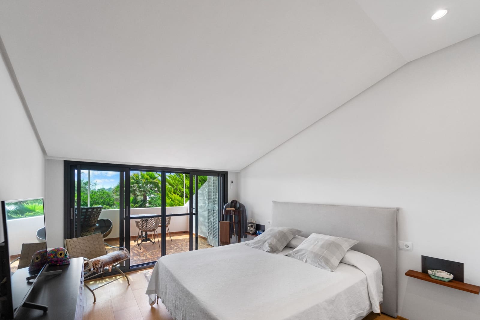 6 bedroom Villa for sale in Portocolom with pool - € 2,600,000 (Ref: 9672347)