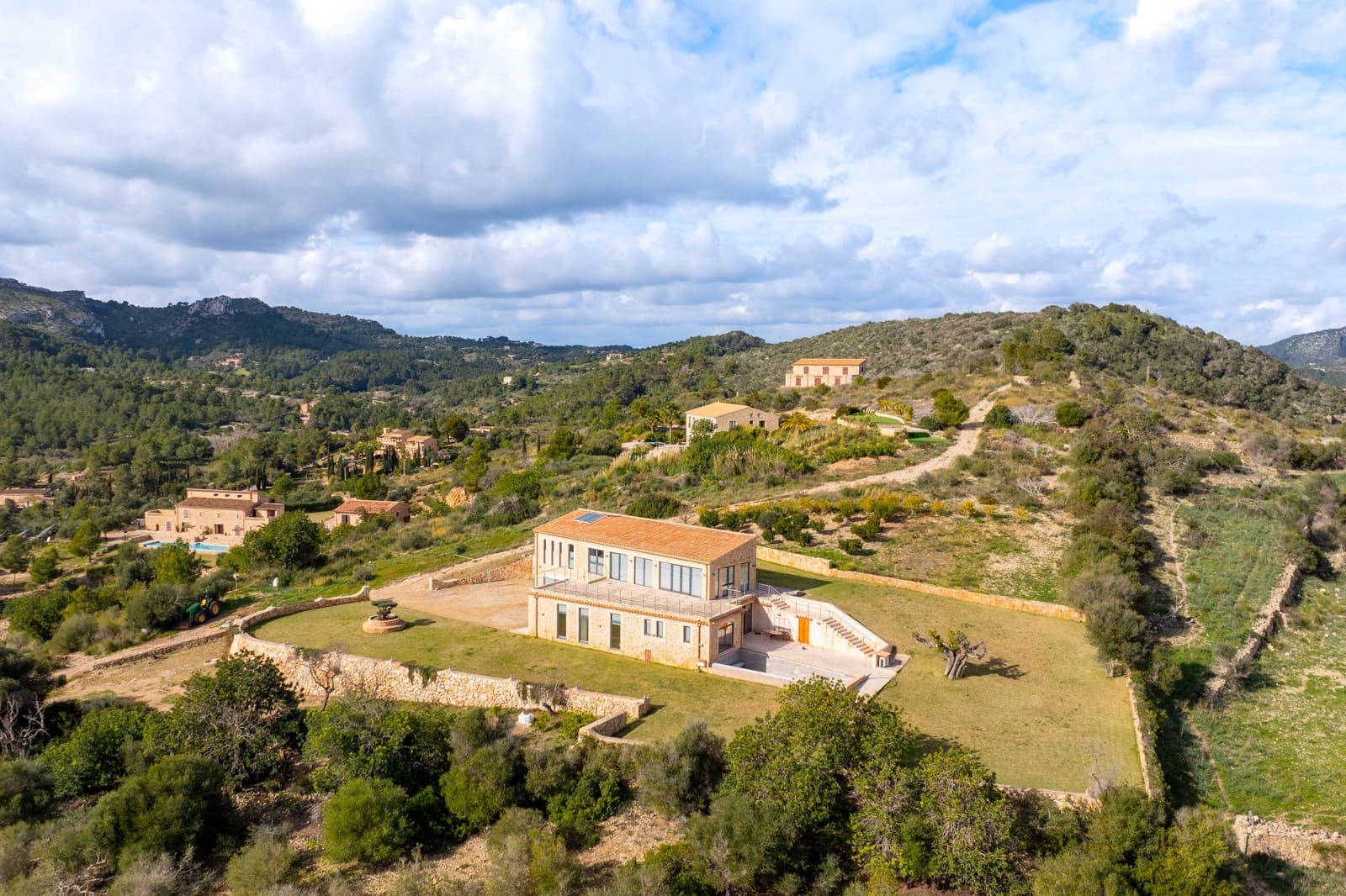 Finca/Casa Rural de 4 habitaciones en Cala Murada en venta con piscina - 2.600.000 € (Ref: 9672350)