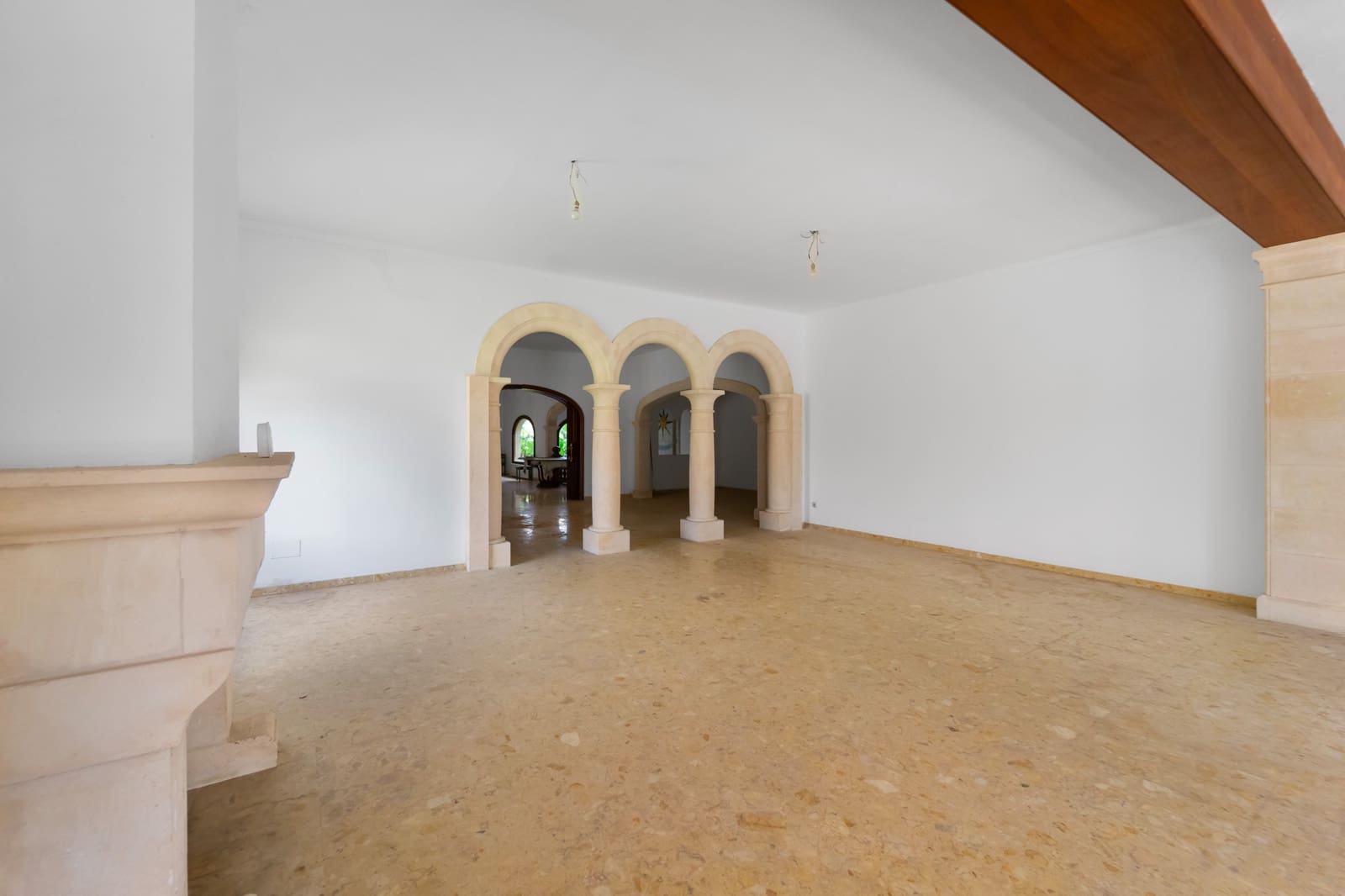 5 bedroom Finca/Country House for sale in Manacor with pool - € 2,200,000 (Ref: 9672352)