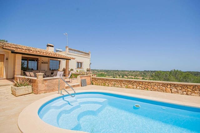 Finca/Casa Rural de 5 habitaciones en Cala Murada, Manacor en venta con piscina - 1.490.000 € (Ref: 9672358)