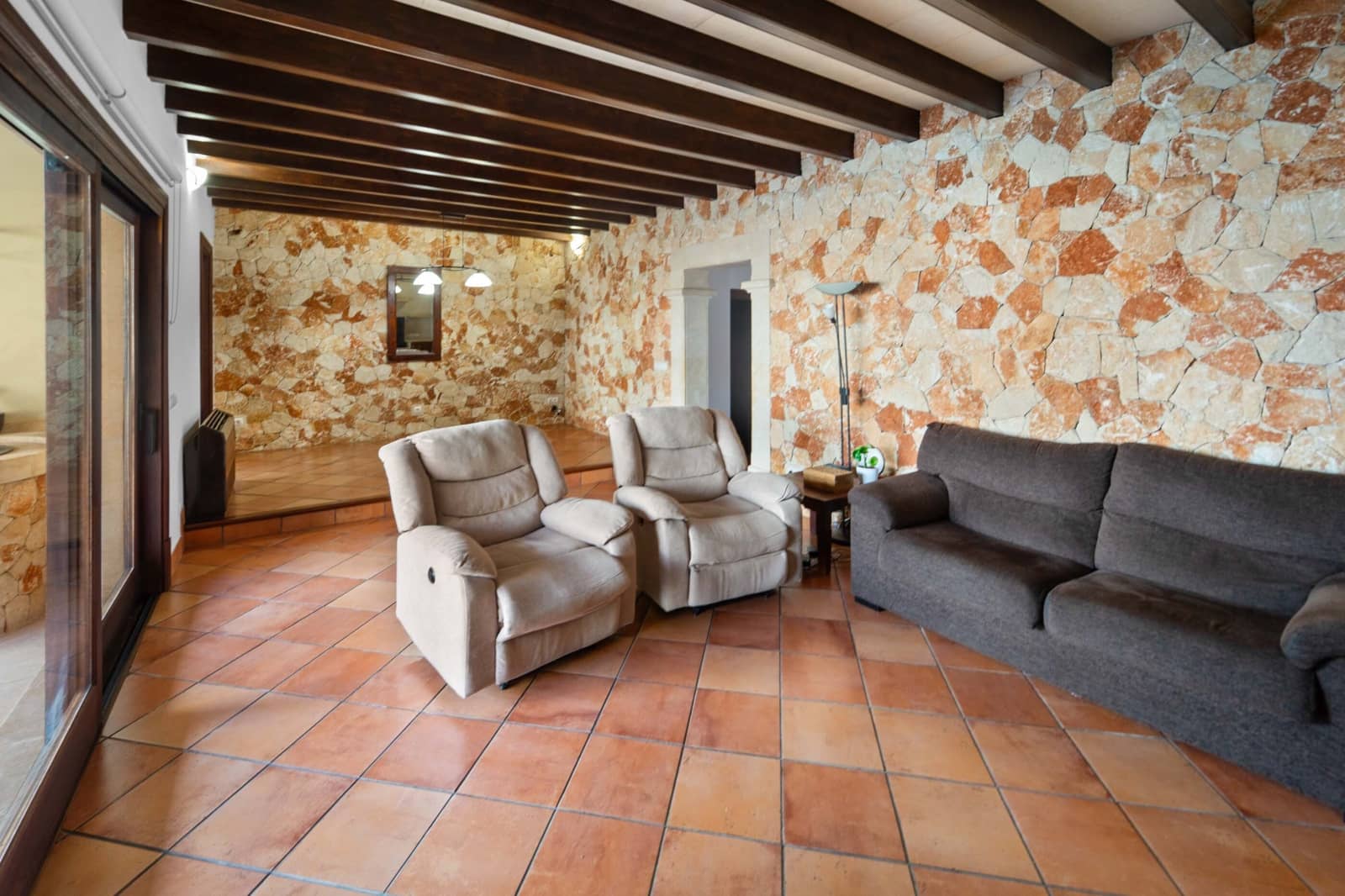 4 bedroom Townhouse for sale in Porreres with pool - € 790,000 (Ref: 9672364)