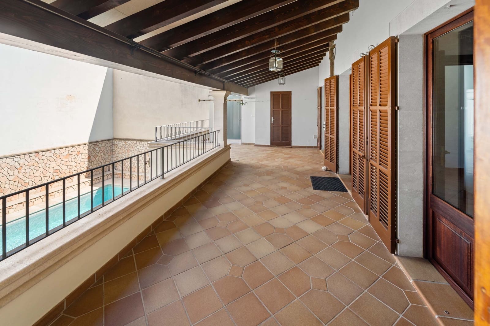 4 bedroom Townhouse for sale in Porreres with pool - € 790,000 (Ref: 9672364)