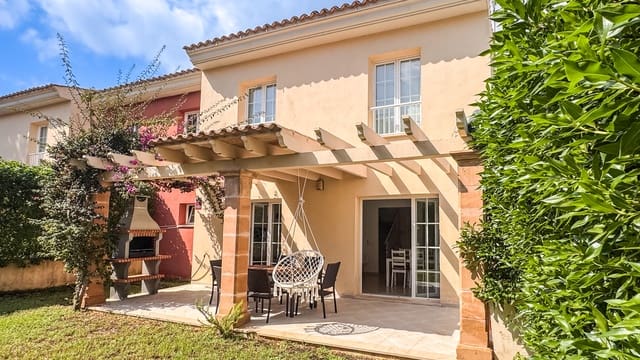 3 makuuhuone Huvila myytävänä paikassa Cala Murada, Manacor mukana uima-altaan - 695 000 € (Ref: 9672365)