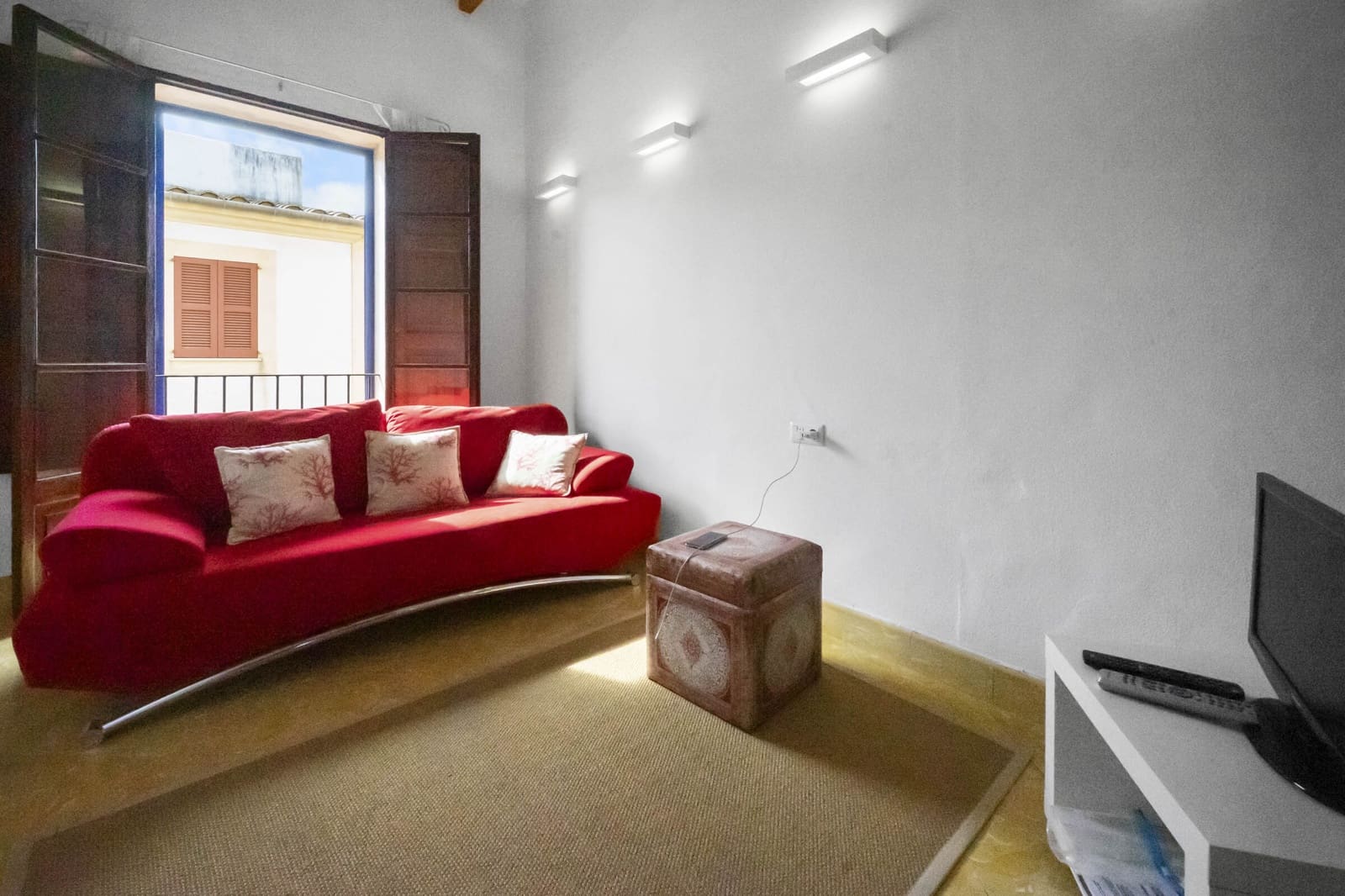 6 bedroom Villa for sale in Felanitx - € 495,000 (Ref: 9672381)