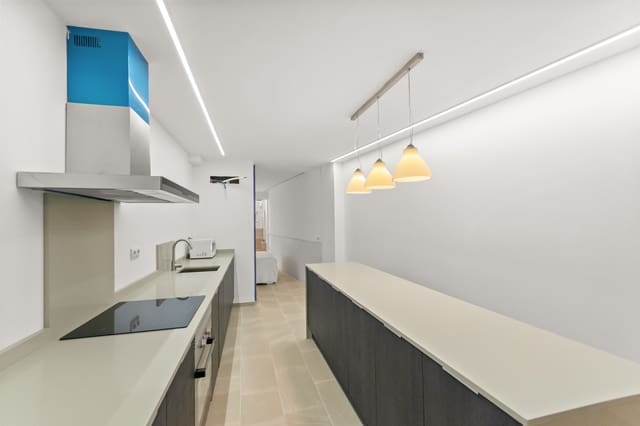 4 bedroom Townhouse for sale in Felanitx - € 450,000 (Ref: 9672383)