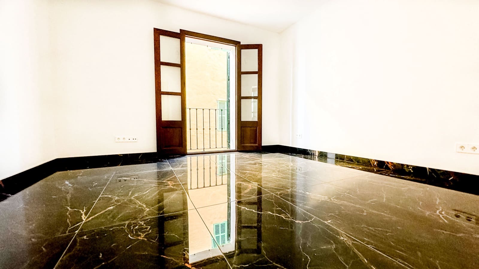 2 bedroom Apartment for sale in Felanitx - € 425,000 (Ref: 9672384)