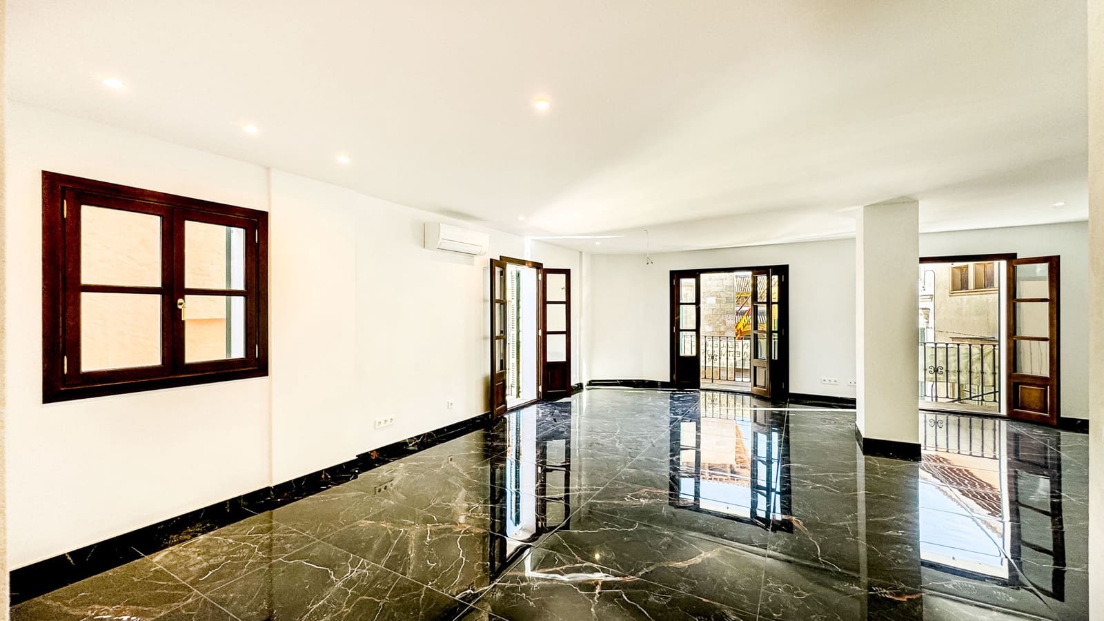 2 bedroom Apartment for sale in Felanitx - € 425,000 (Ref: 9672384)