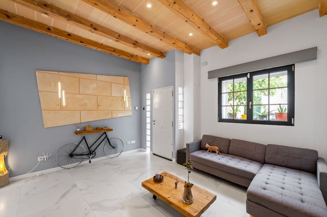 Casa de 3 habitaciones en Felanitx en venta - 495.000 € (Ref: 9672385)