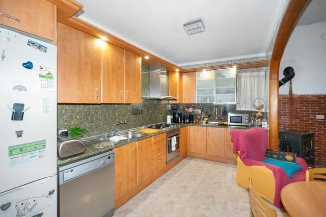 4 makuuhuone Omakotitalo myytävänä paikassa Felanitx - 435 000 € (Ref: 9672389)