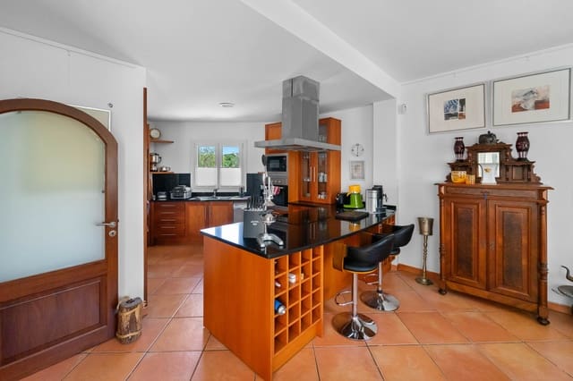 Chalet de 3 habitaciones en Alqueria Blanca, Santanyí en venta con piscina - 1.500.000 € (Ref: 9677933)