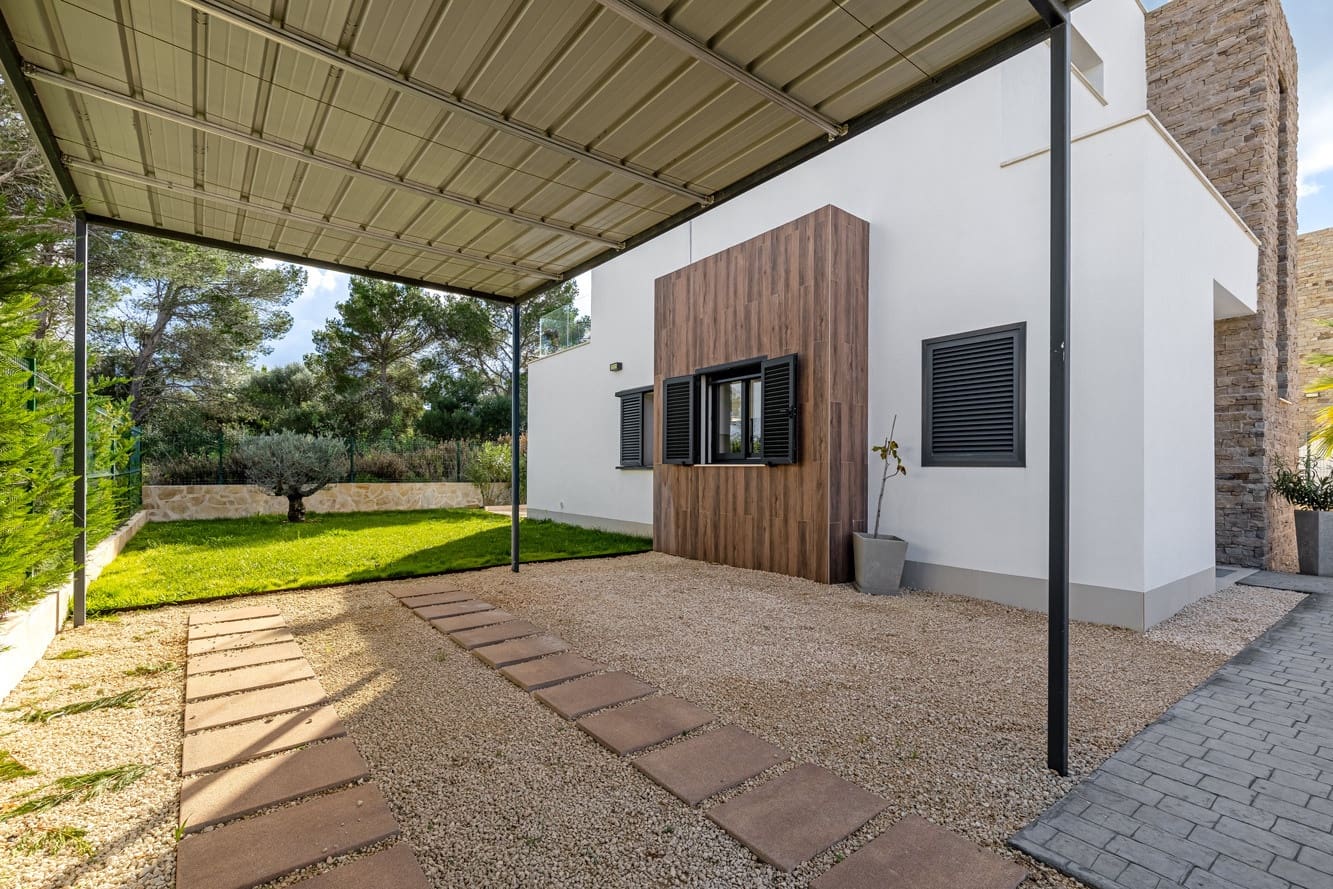 3 soveværelse Villa til salg i Cala Murada med swimmingpool - € 1.089.000 (Ref: 9677936)