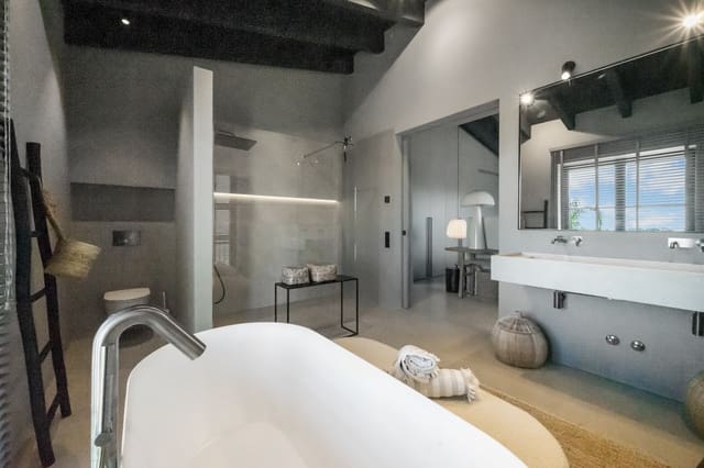 5 soverom Finca/Herregård til salgs i Portocolom, Felanitx med svømmebasseng - € 3 950 000 (Ref: 9677957)