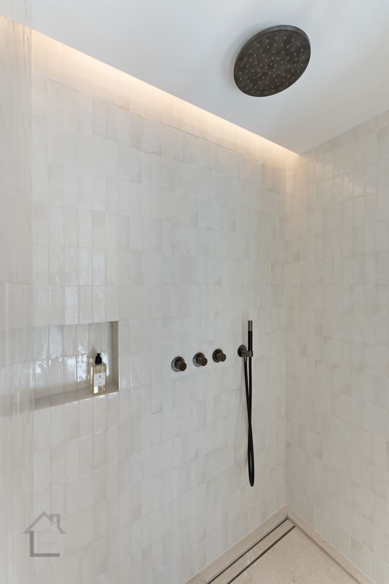 4 makuuhuone Omakotitalo myytävänä paikassa Portocolom - 3 300 000 € (Ref: 9677958)