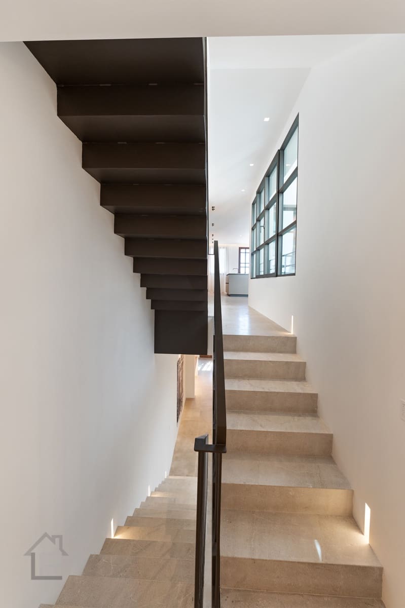 4 makuuhuone Omakotitalo myytävänä paikassa Portocolom - 3 300 000 € (Ref: 9677958)