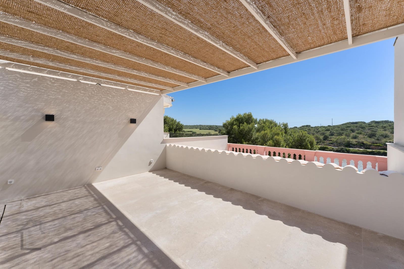 4 makuuhuone Omakotitalo myytävänä paikassa Portocolom - 3 300 000 € (Ref: 9677958)