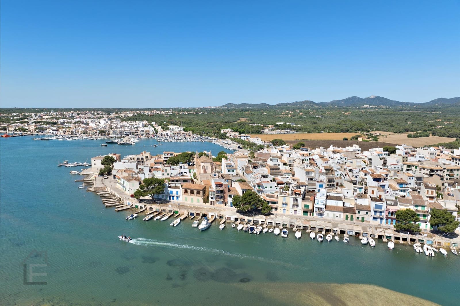 4 makuuhuone Omakotitalo myytävänä paikassa Portocolom - 3 300 000 € (Ref: 9677958)