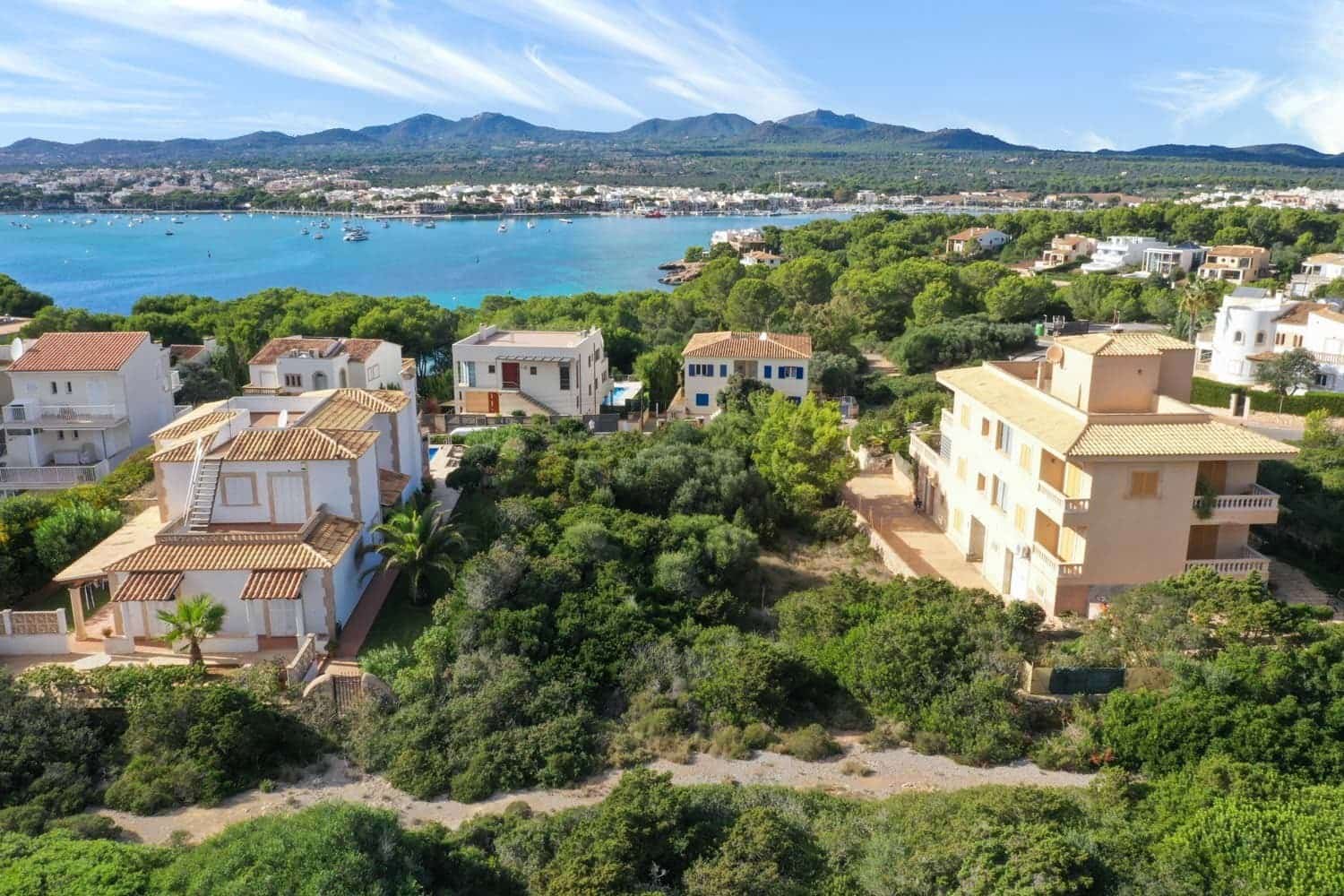 Grunde uden byggetilladelser til salg i Portocolom - € 800.000 (Ref: 9678231)