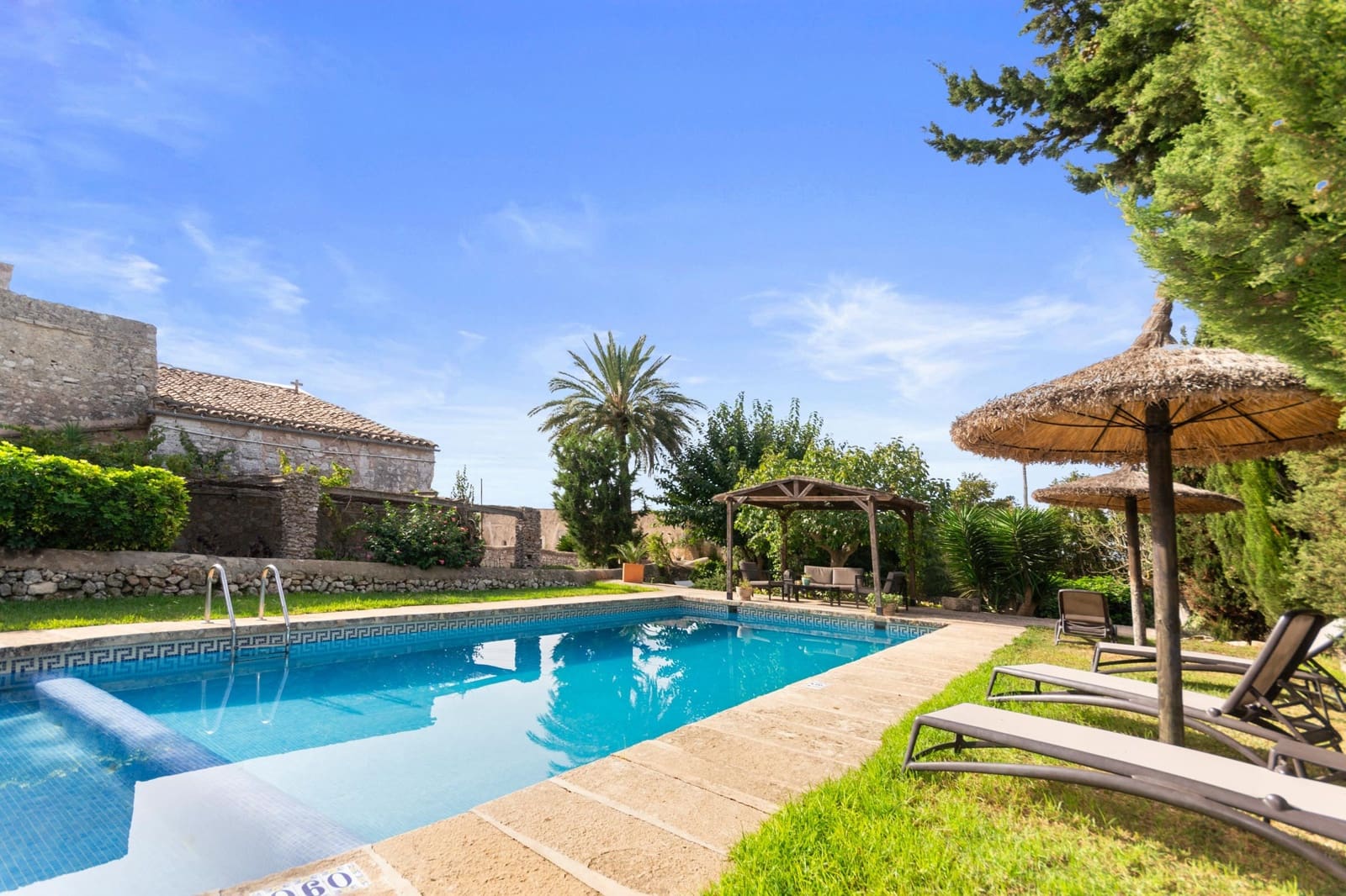 16 Zimmer Finca/Landgut zu verkaufen in Felanitx mit Pool - 3.500.000 € (Ref: 9678233)