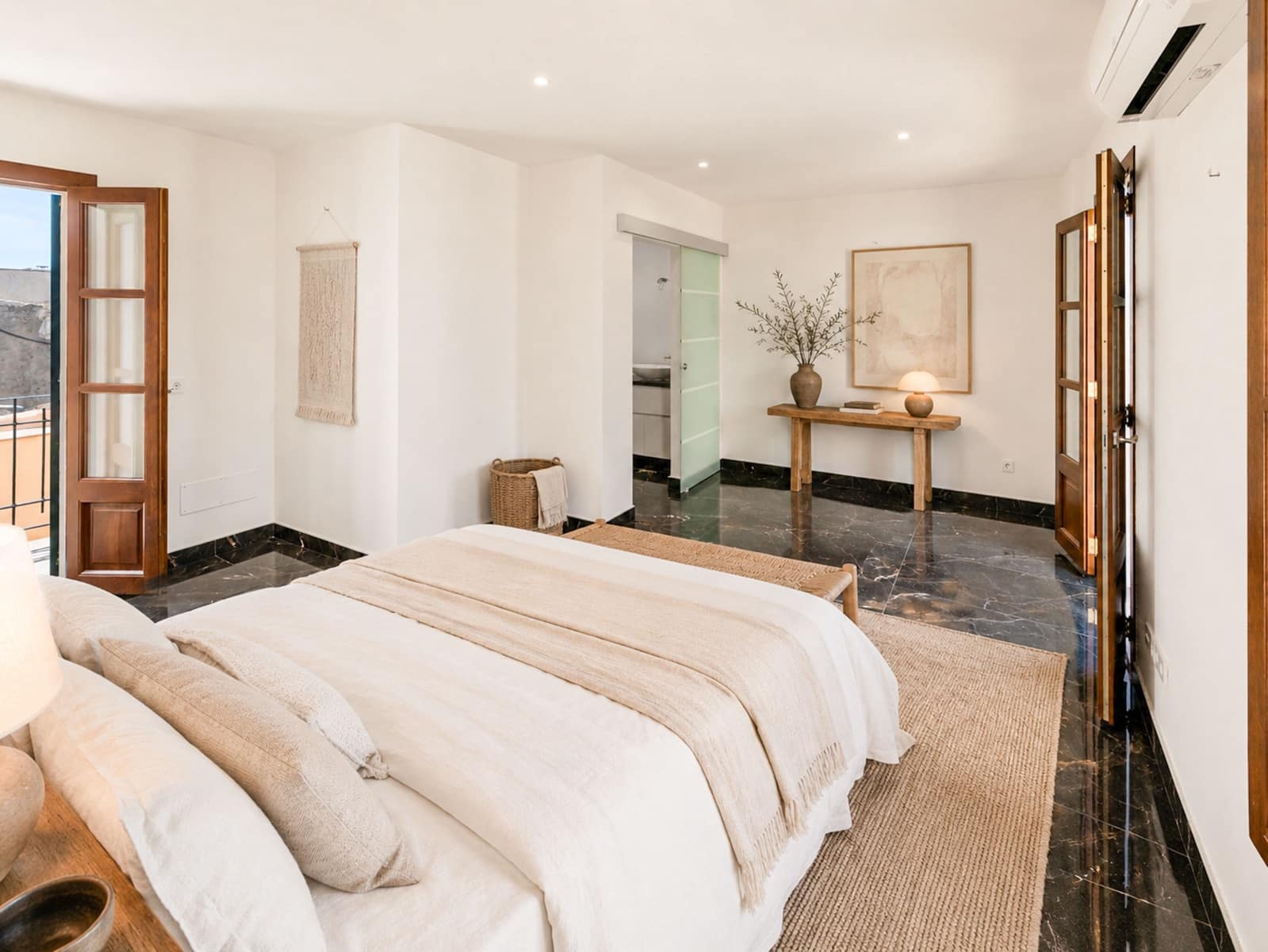 2 bedroom Apartment for sale in Felanitx - € 425,000 (Ref: 9678237)