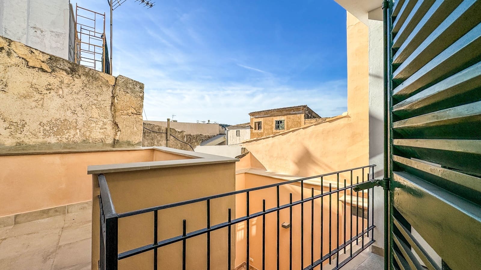 2 bedroom Apartment for sale in Felanitx - € 425,000 (Ref: 9678237)