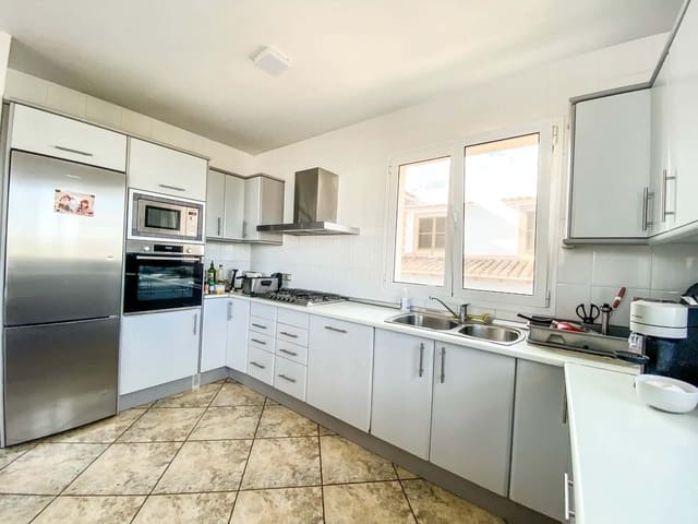 4 makuuhuone Omakotitalo myytävänä paikassa Portocolom, Felanitx - 595 000 € (Ref: 9678239)