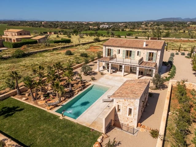 Finca/Casa Rural de 5 habitaciones en Es Llombards, Santanyí en venta con piscina - 3.200.000 € (Ref: 9678242)