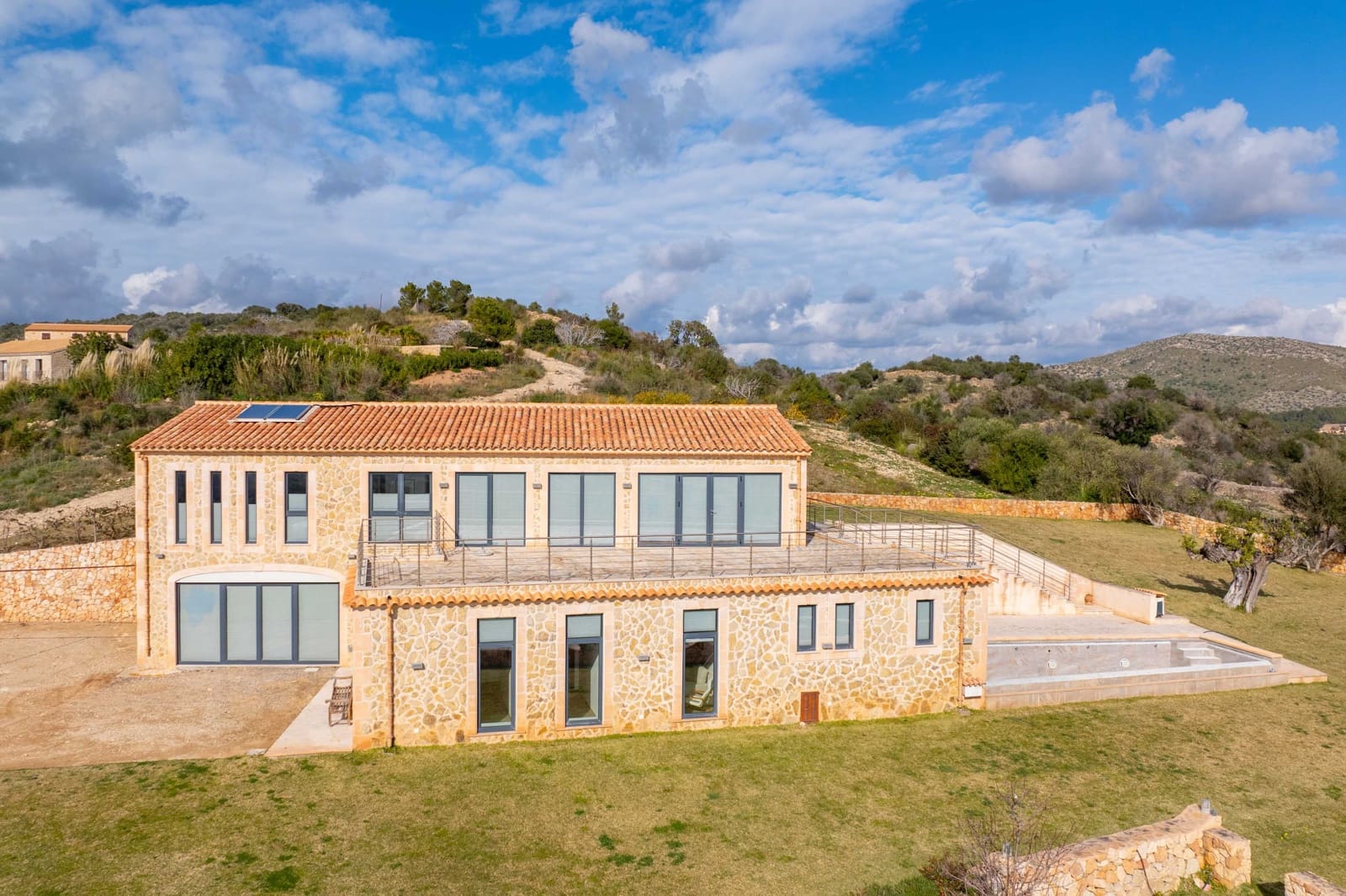 4 Zimmer Finca/Landgut zu verkaufen in Cala Murada mit Pool - 2.600.000 € (Ref: 9678244)