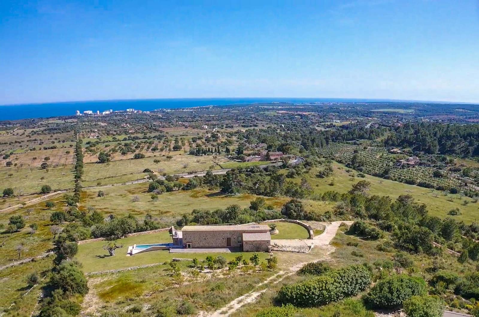 4 bedroom Finca/Country House for sale in Cala Murada with pool - € 2,450,000 (Ref: 9678244)