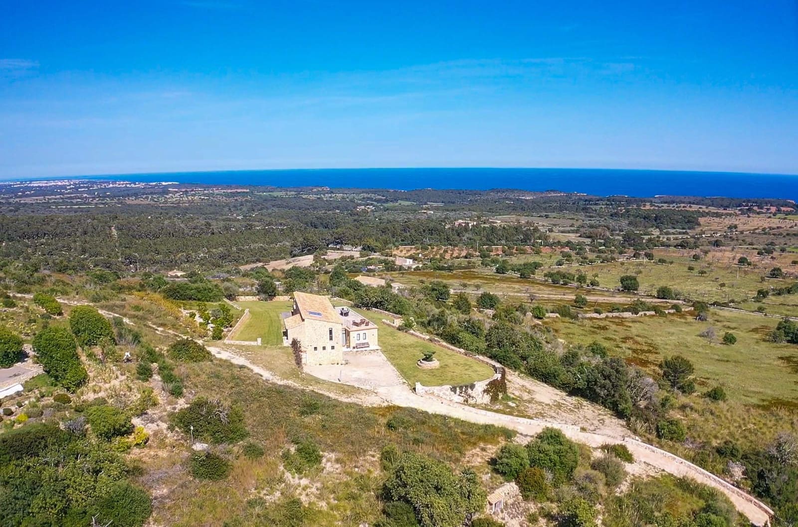 4 bedroom Finca/Country House for sale in Cala Murada with pool - € 2,450,000 (Ref: 9678244)