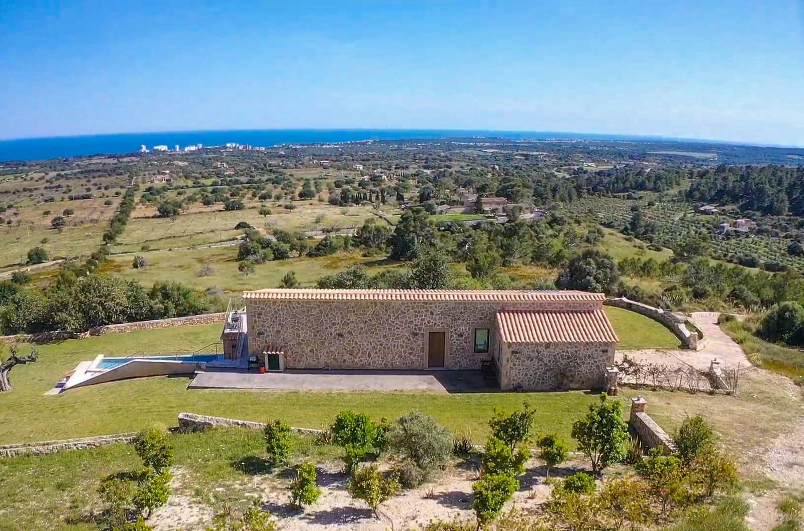 4 bedroom Finca/Country House for sale in Cala Murada with pool - € 2,450,000 (Ref: 9678244)