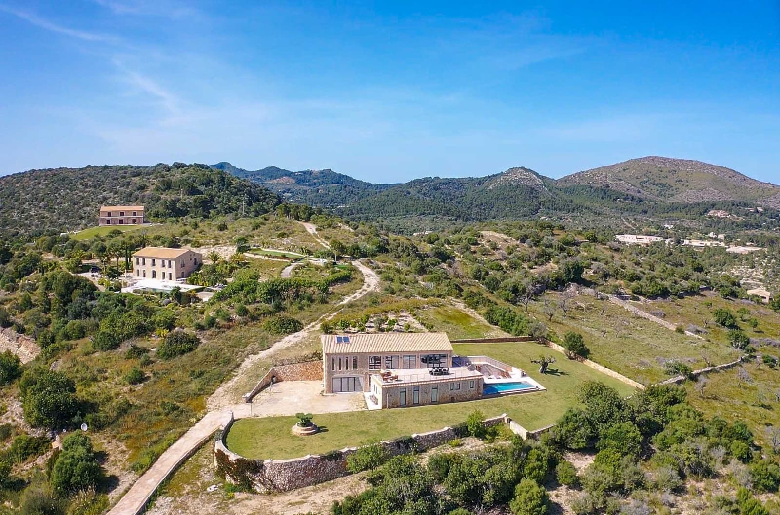 4 bedroom Finca/Country House for sale in Cala Murada with pool - € 2,450,000 (Ref: 9678244)
