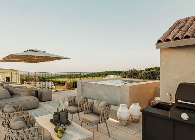 Casa de 3 habitaciones en Ses Salines en venta con piscina - 2.300.000 € (Ref: 9678247)