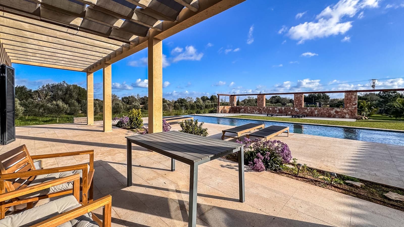 5 bedroom Finca/Country House for sale in Ses Salines with pool - € 3,250,000 (Ref: 9678248)