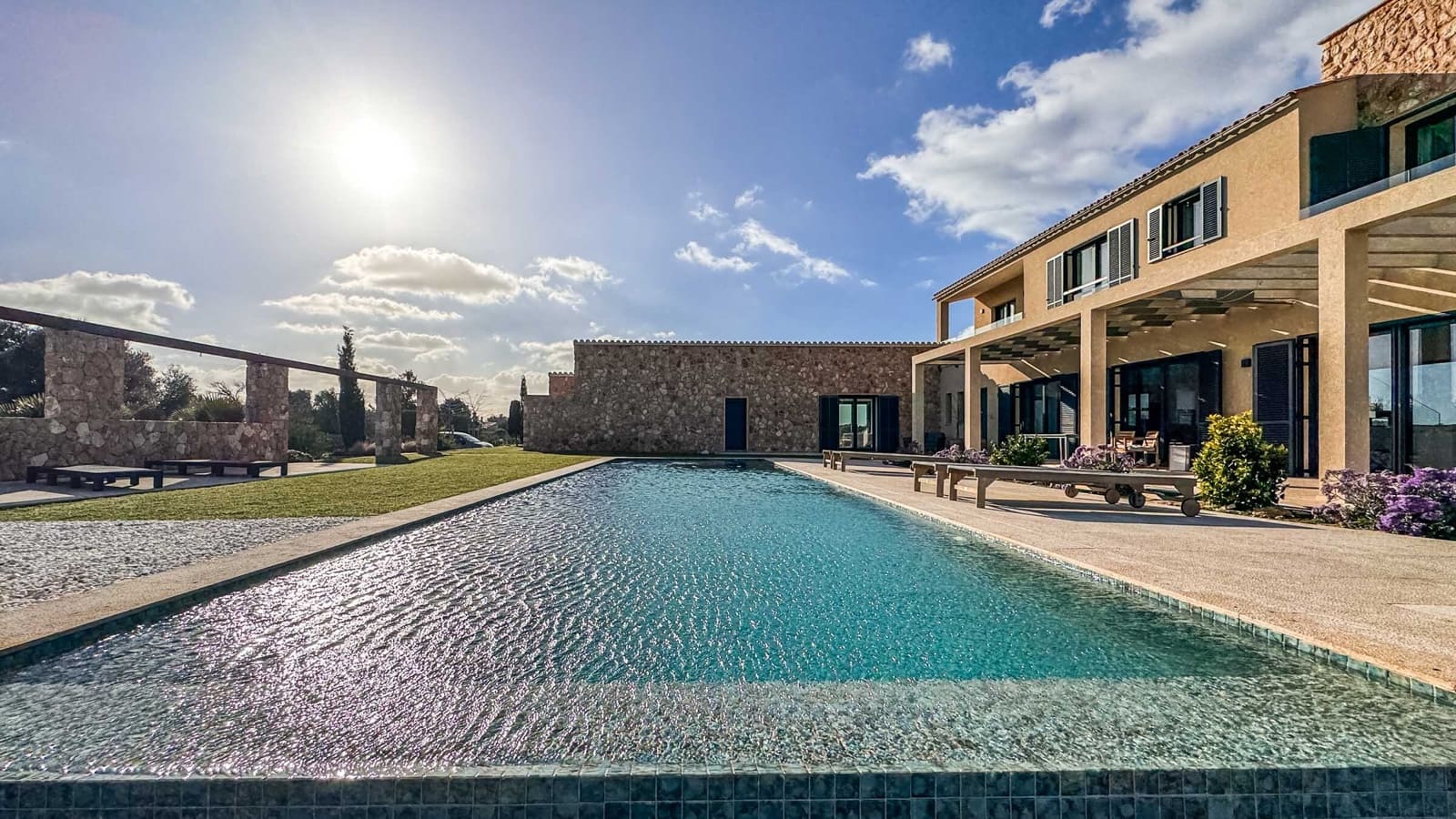 5 bedroom Finca/Country House for sale in Ses Salines with pool - € 3,250,000 (Ref: 9678248)