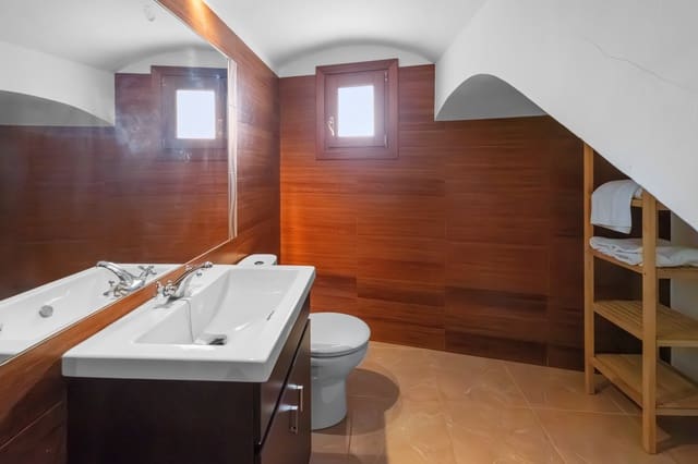 Casa de 4 habitaciones en Felanitx en venta - 395.000 € (Ref: 9678273)