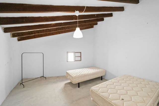 Casa de 4 habitaciones en Felanitx en venta - 395.000 € (Ref: 9678273)