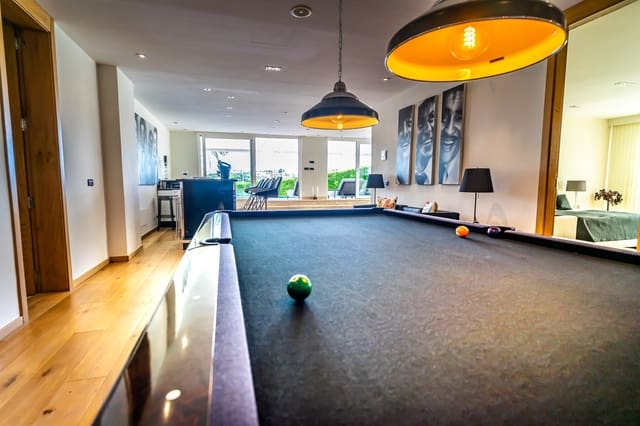 5 chambre Villa/Maison à vendre à Cala d'Or, Santanyí avec piscine - 3 400 000 € (Ref: 9678287)