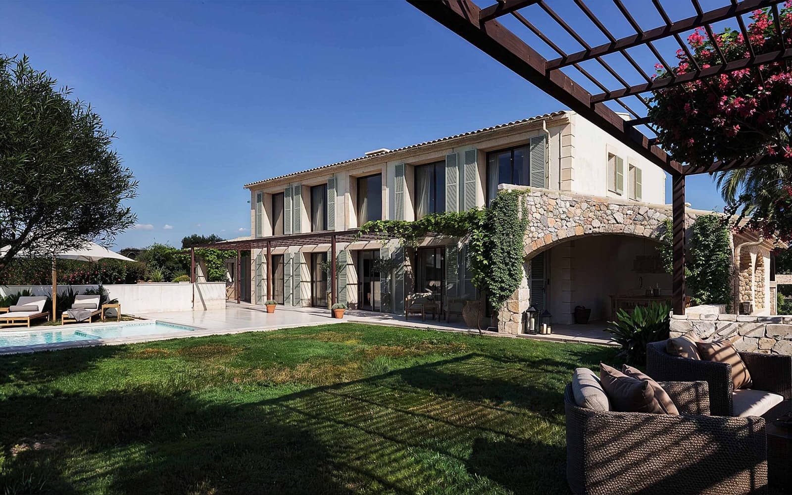 5 slaapkamer Finca/Landhuis te koop in Ses Salines met zwembad - € 4.200.000 (Ref: 9678289)