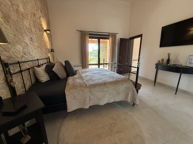 3 chambre Finca/Maison de Campagne à vendre à Felanitx avec piscine - 2 435 000 € (Ref: 9788725)