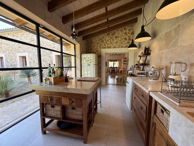 3 chambre Finca/Maison de Campagne à vendre à Felanitx avec piscine - 2 435 000 € (Ref: 9788725)