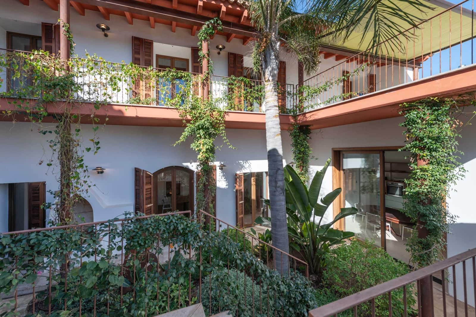 4 bedroom Townhouse for sale in Campos - € 1,980,000 (Ref: 9827169)