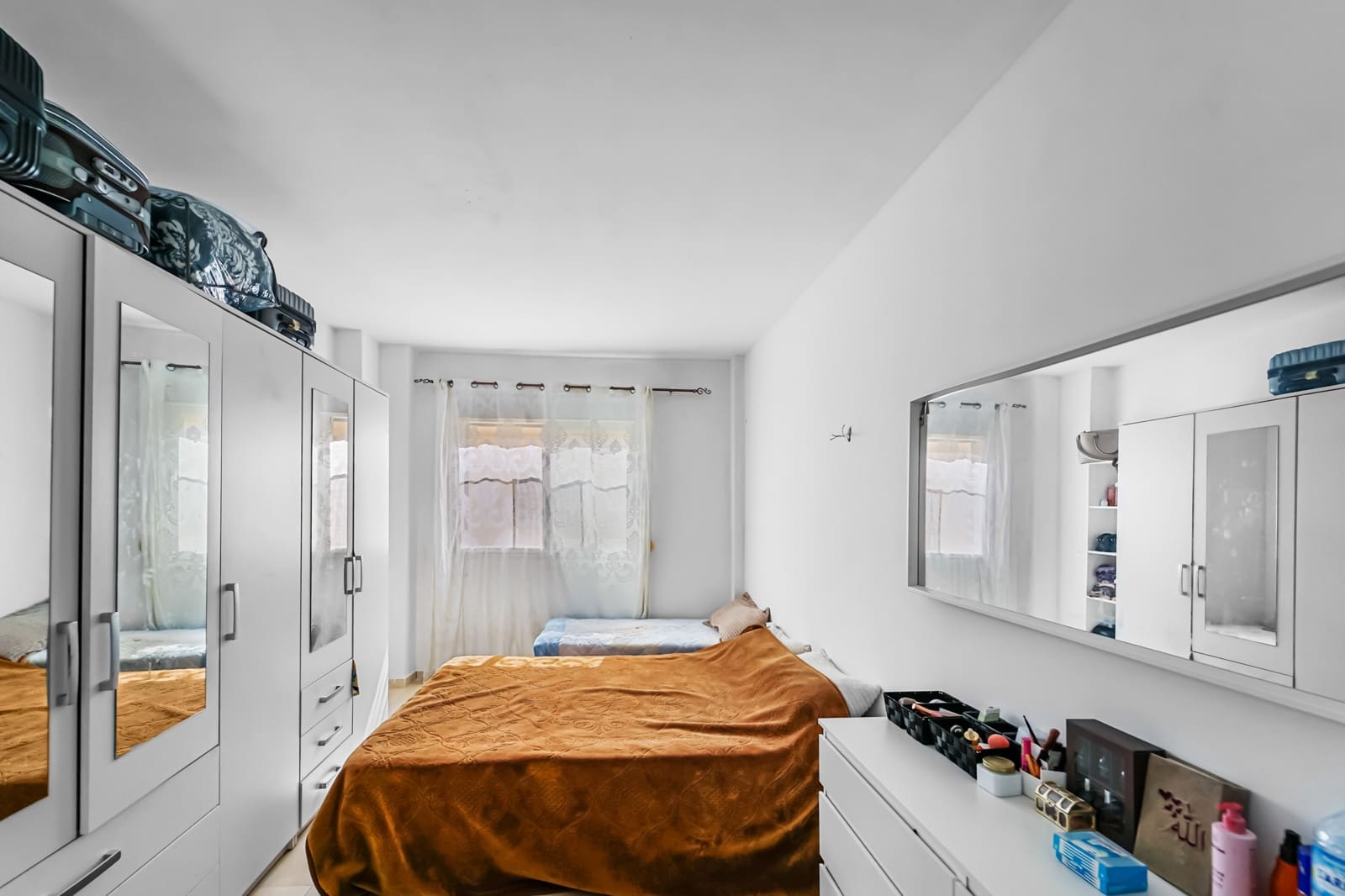 Apartamento de 4 habitaciones en Felanitx en venta - 350.000 € (Ref: 9827171)
